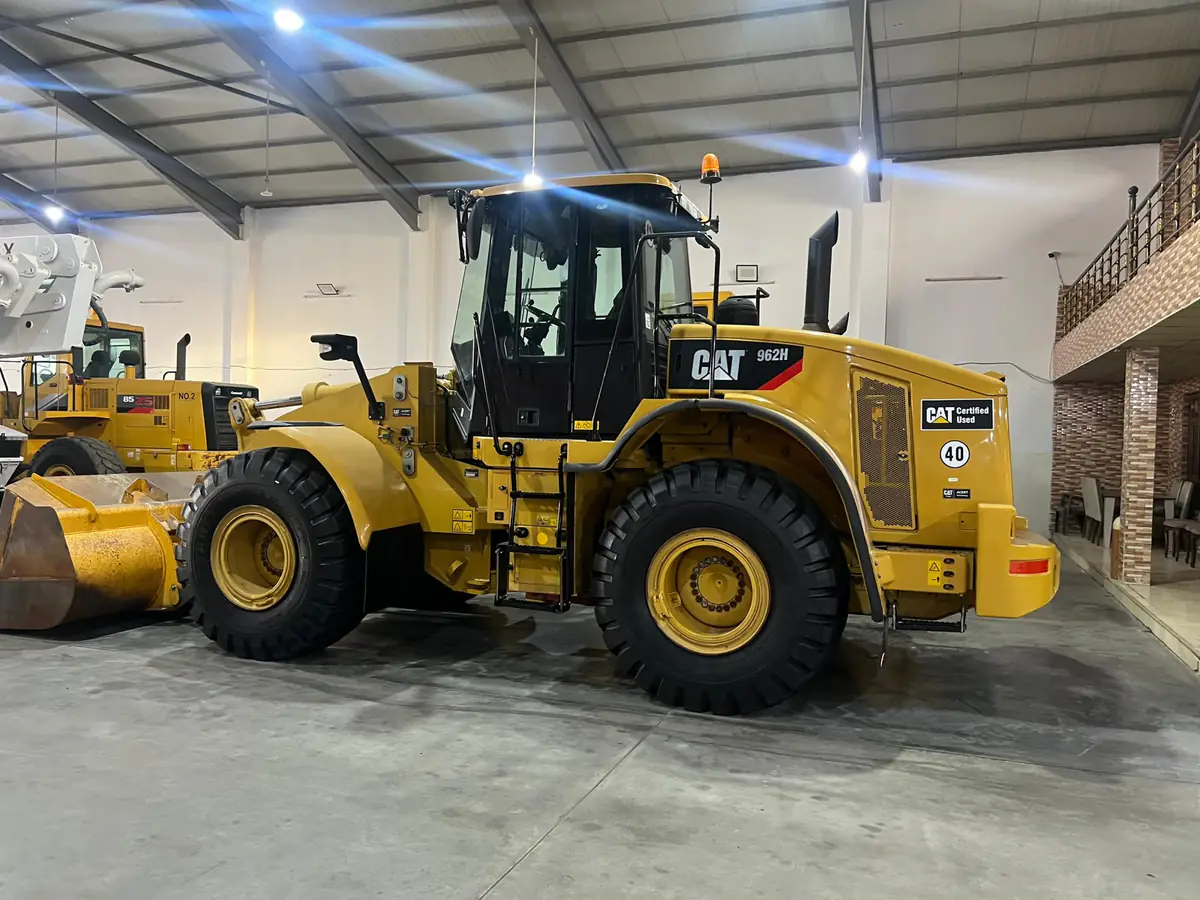 Caterpillar 962H wheel loader